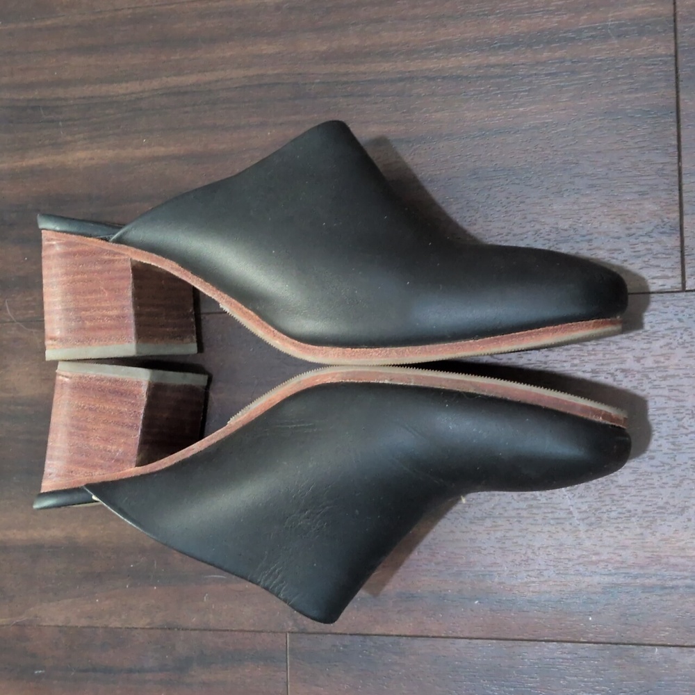 Nisolo All Day Heeled Mule - Picture 4 of 9